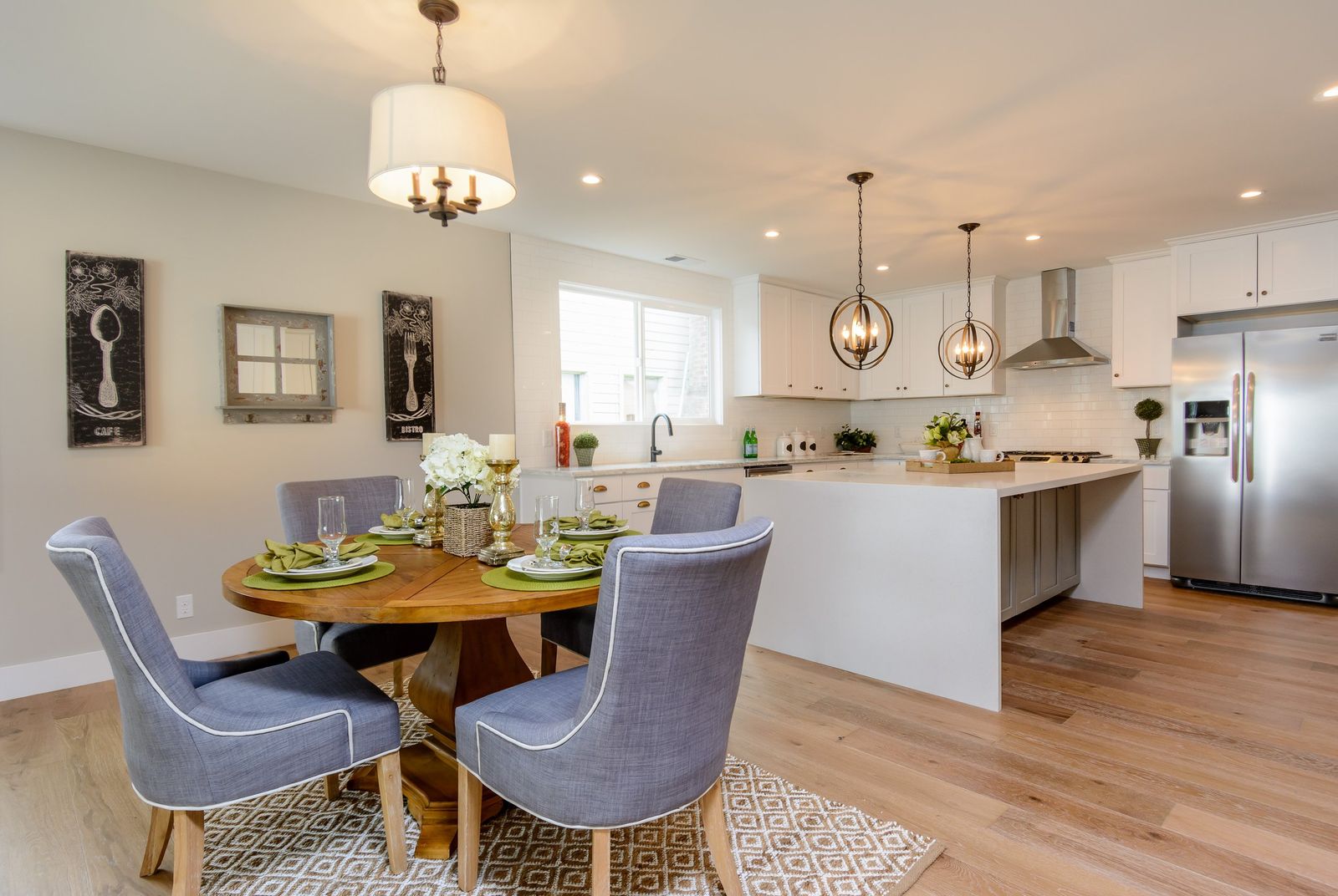 008_Dining Area