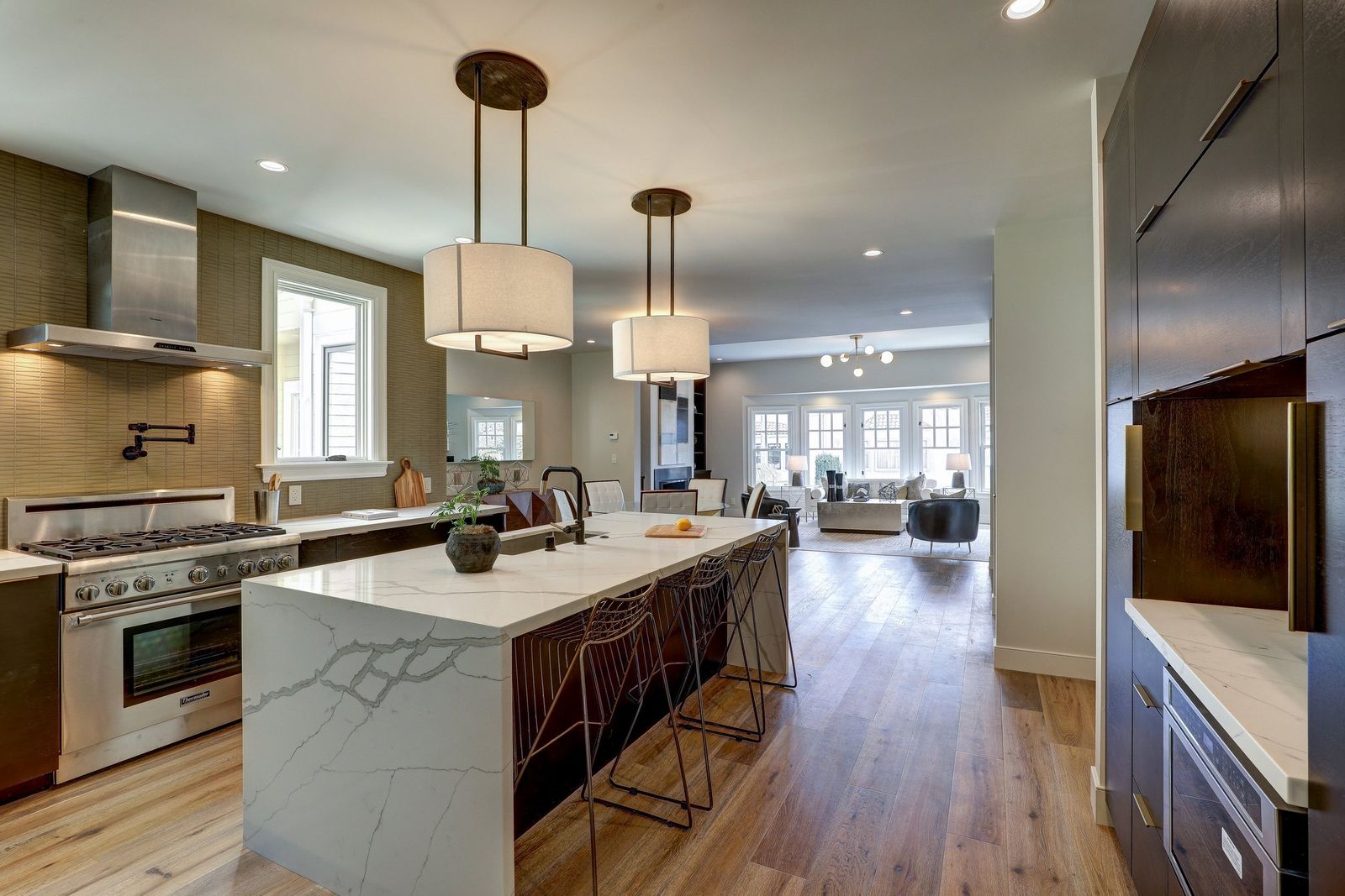 3621Scott 16 MLS