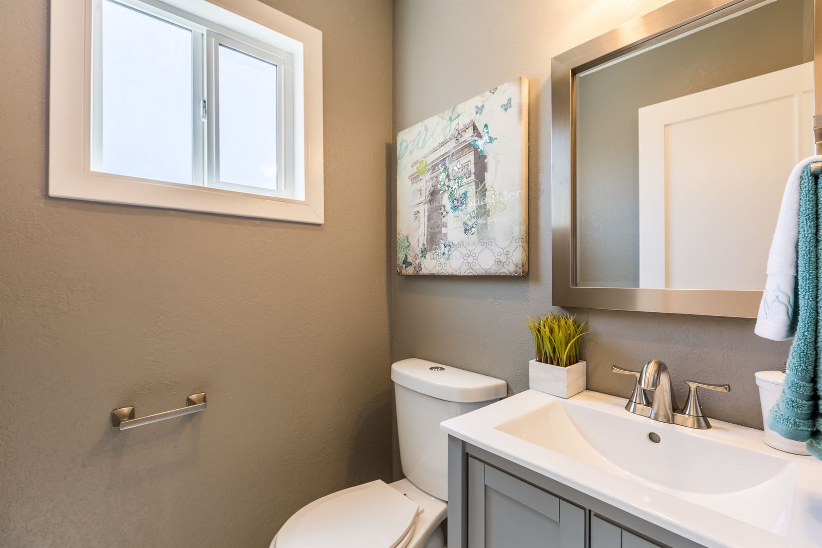 014_Bathroom