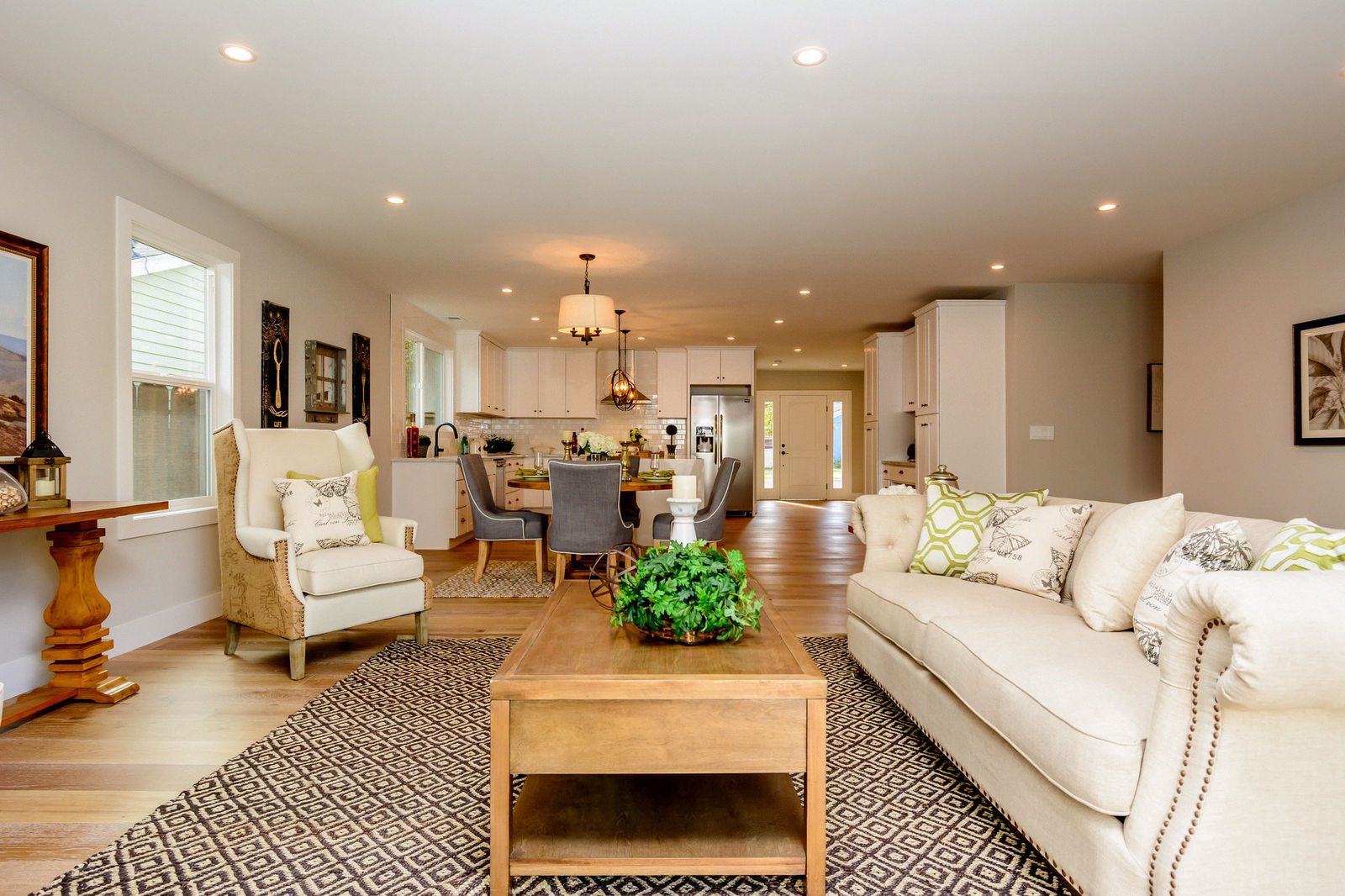 002_Living Space