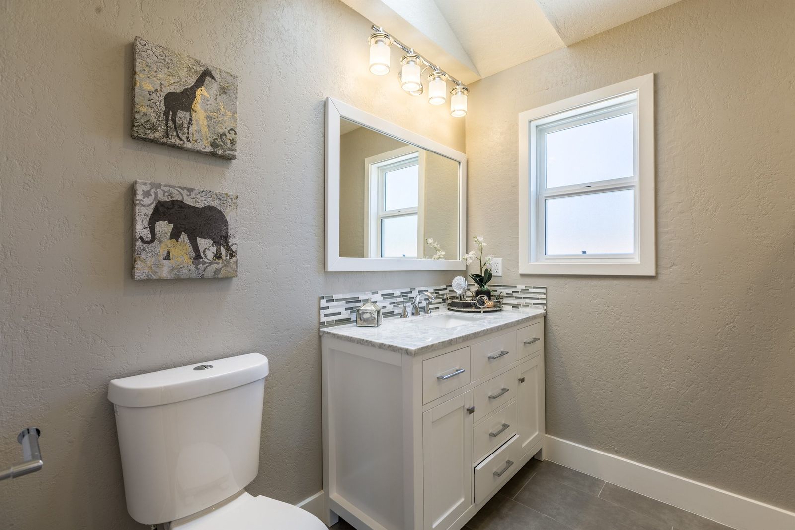 016_Bathroom