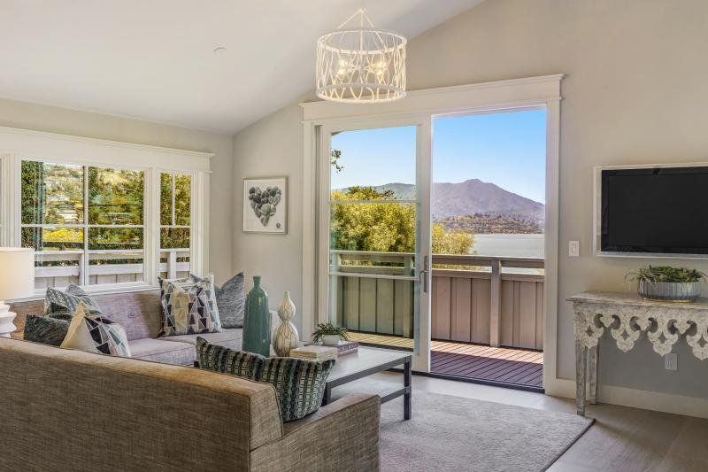 large_8Tamalpais-2019-76-MLS