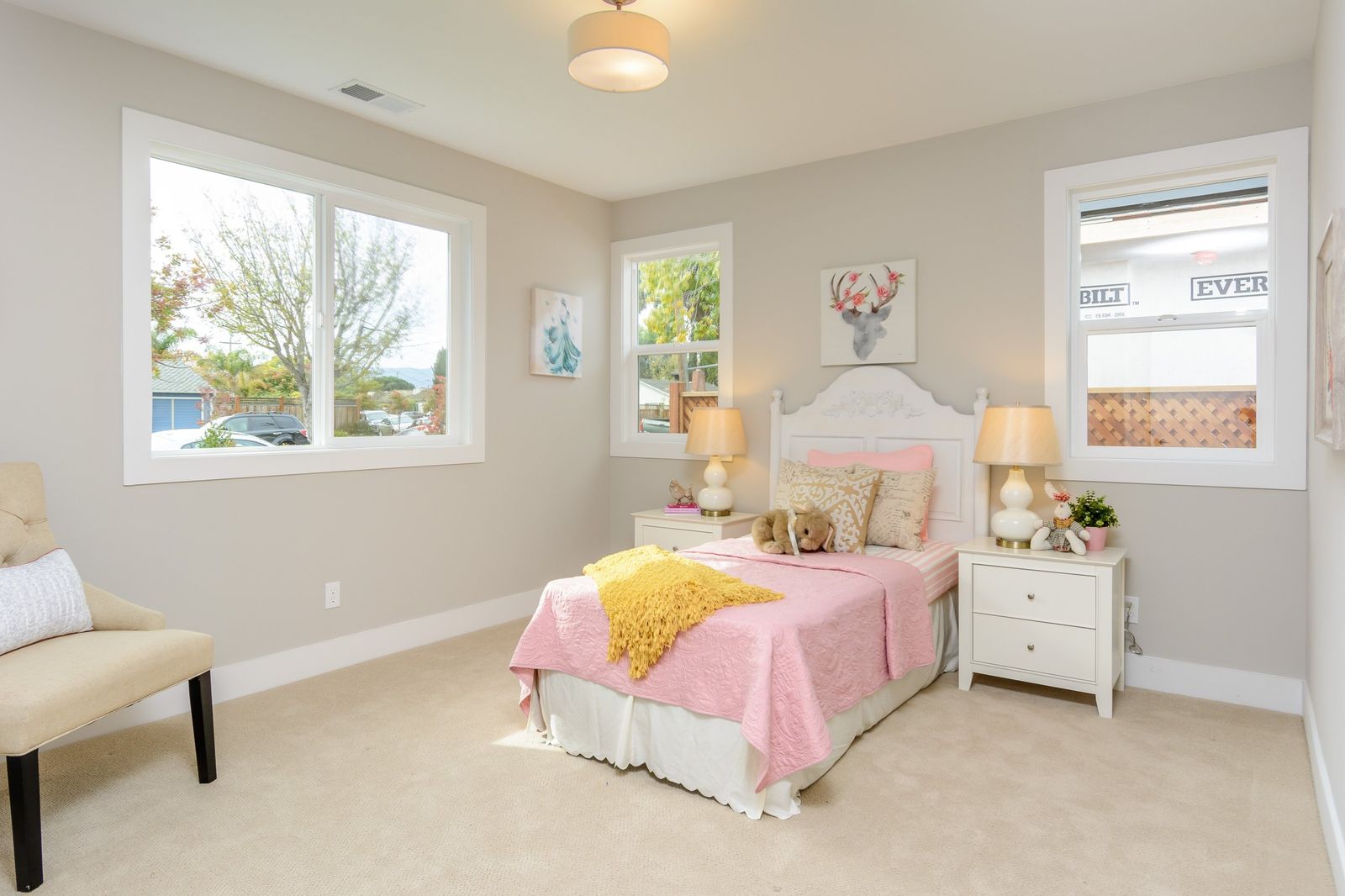 015_Bedroom